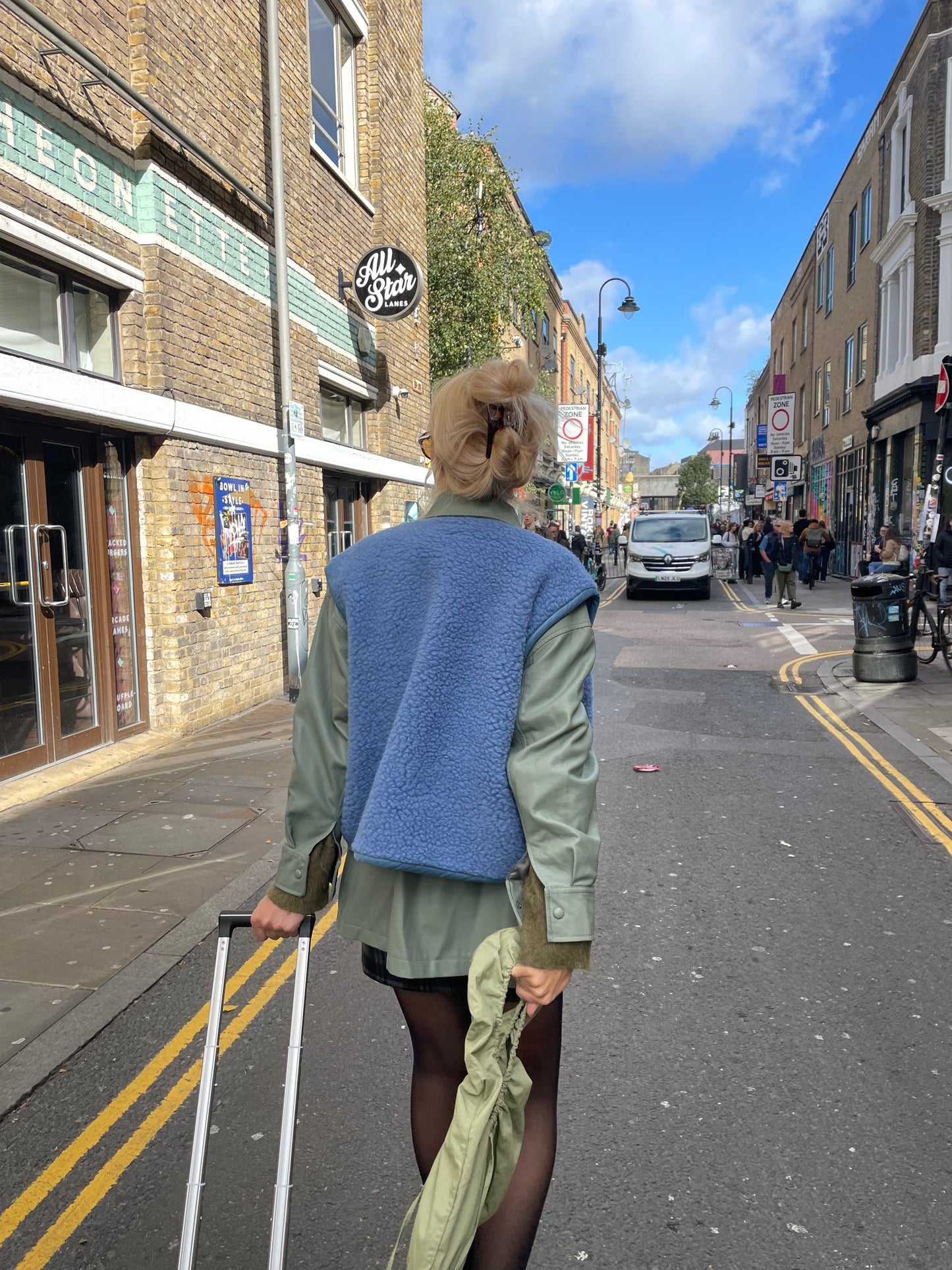 Happymess Merino Weste | Ice Blue | Vorbestellung Lieferung Mitte November Aufgeweckt