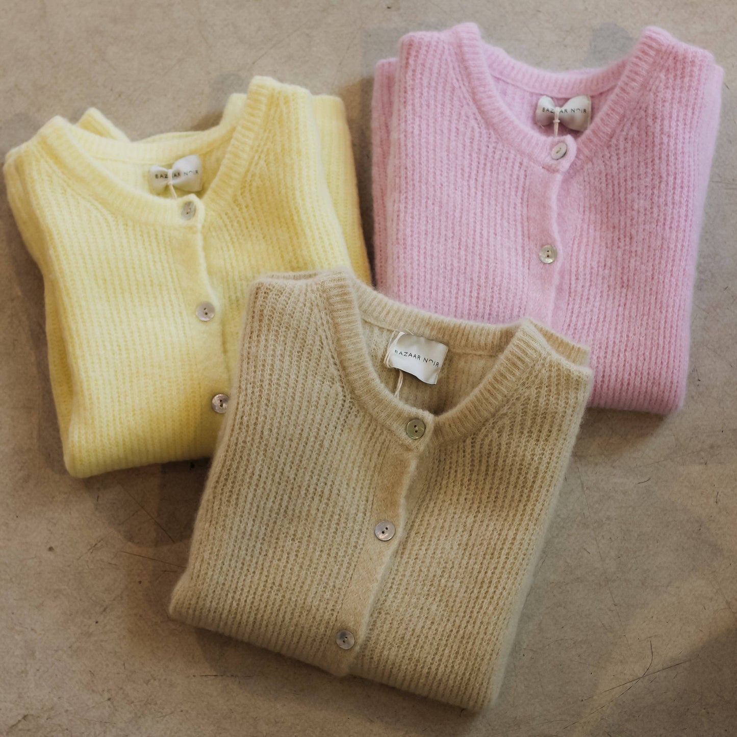 Bazaar Noir Strickweste Lena | Gelb Aufgeweckt