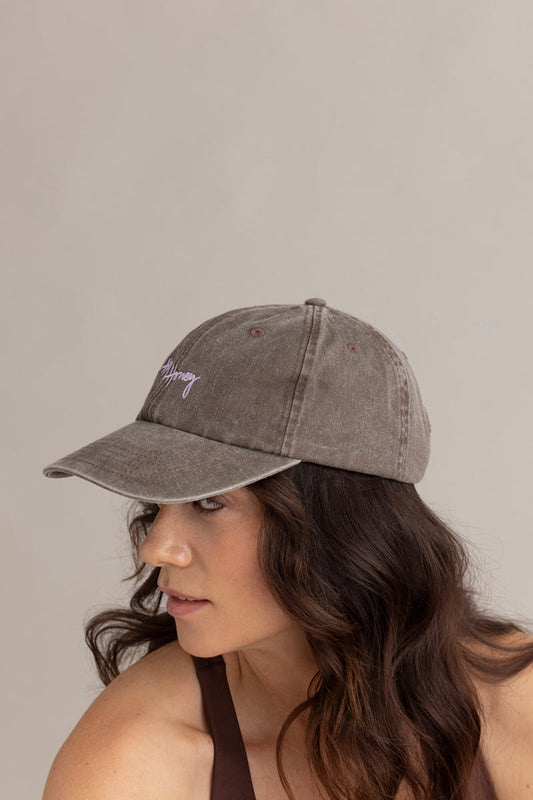 Hey Honey Cap | Vintage Brown Aufgeweckt