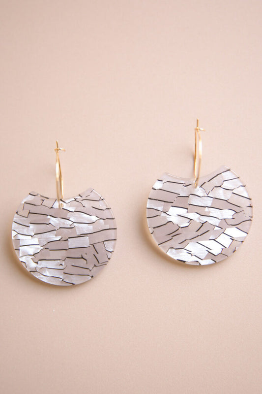 Claudia Nabholz Kreolen Weiss | Vergoldet & Acryl Aufgeweckt