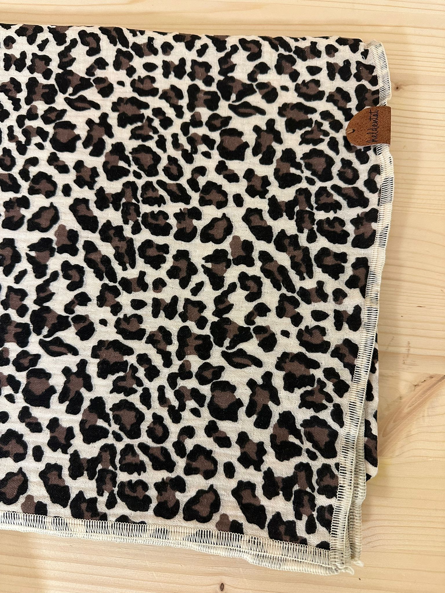 Heldentat Musselinschal | Leo Aufgeweckt