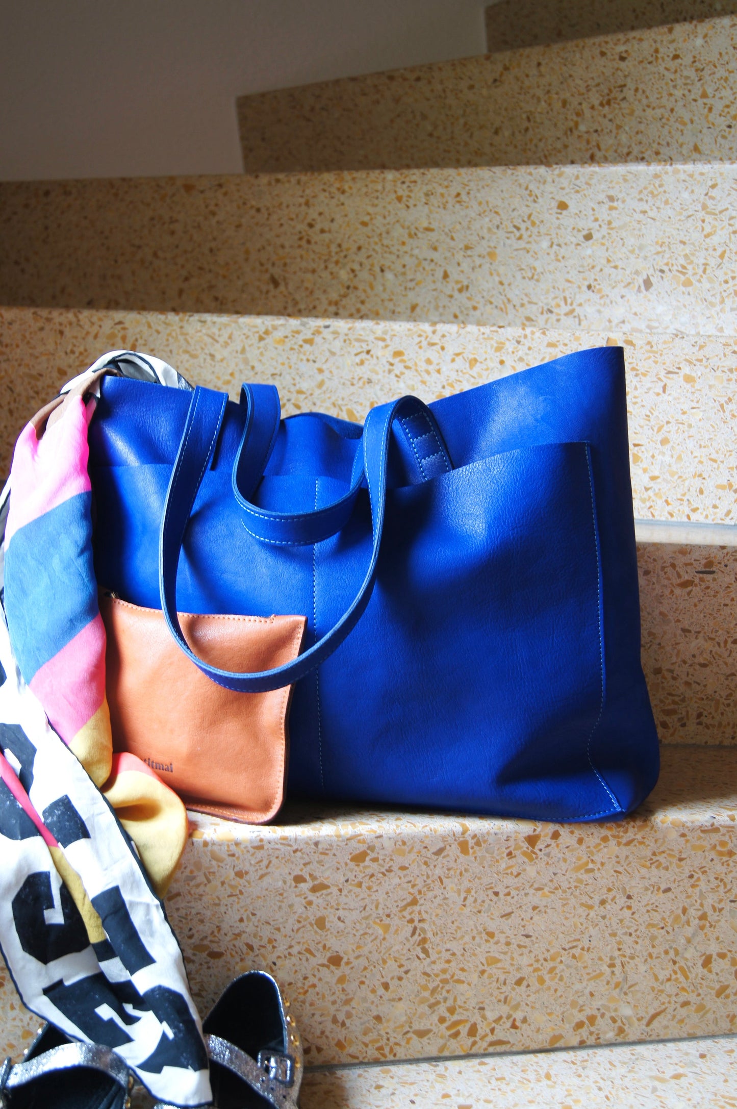 Petit Mai Shopper – Blau Aufgeweckt