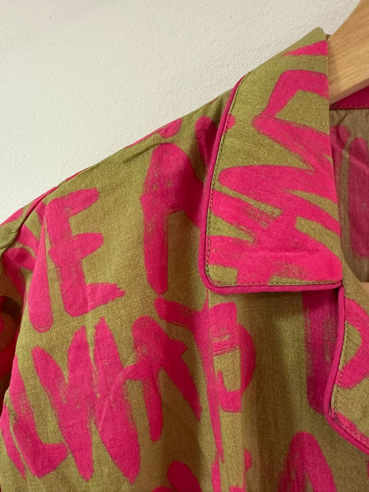 Chaaval Pyjama Pink auf Olive Aufgeweckt