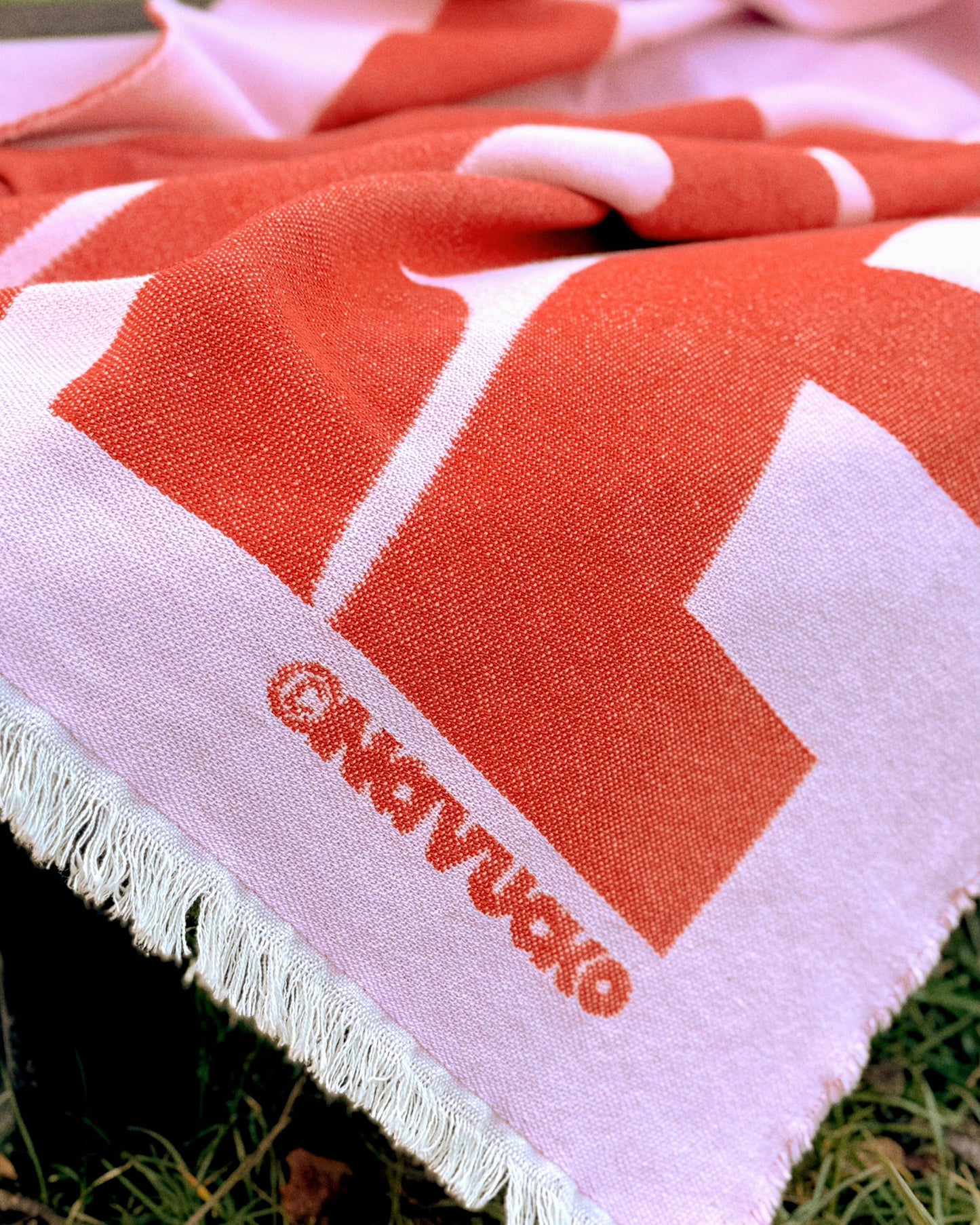 NAVUCKO Baumwoll-Decke AMORE, Rosa/Rot Aufgeweckt