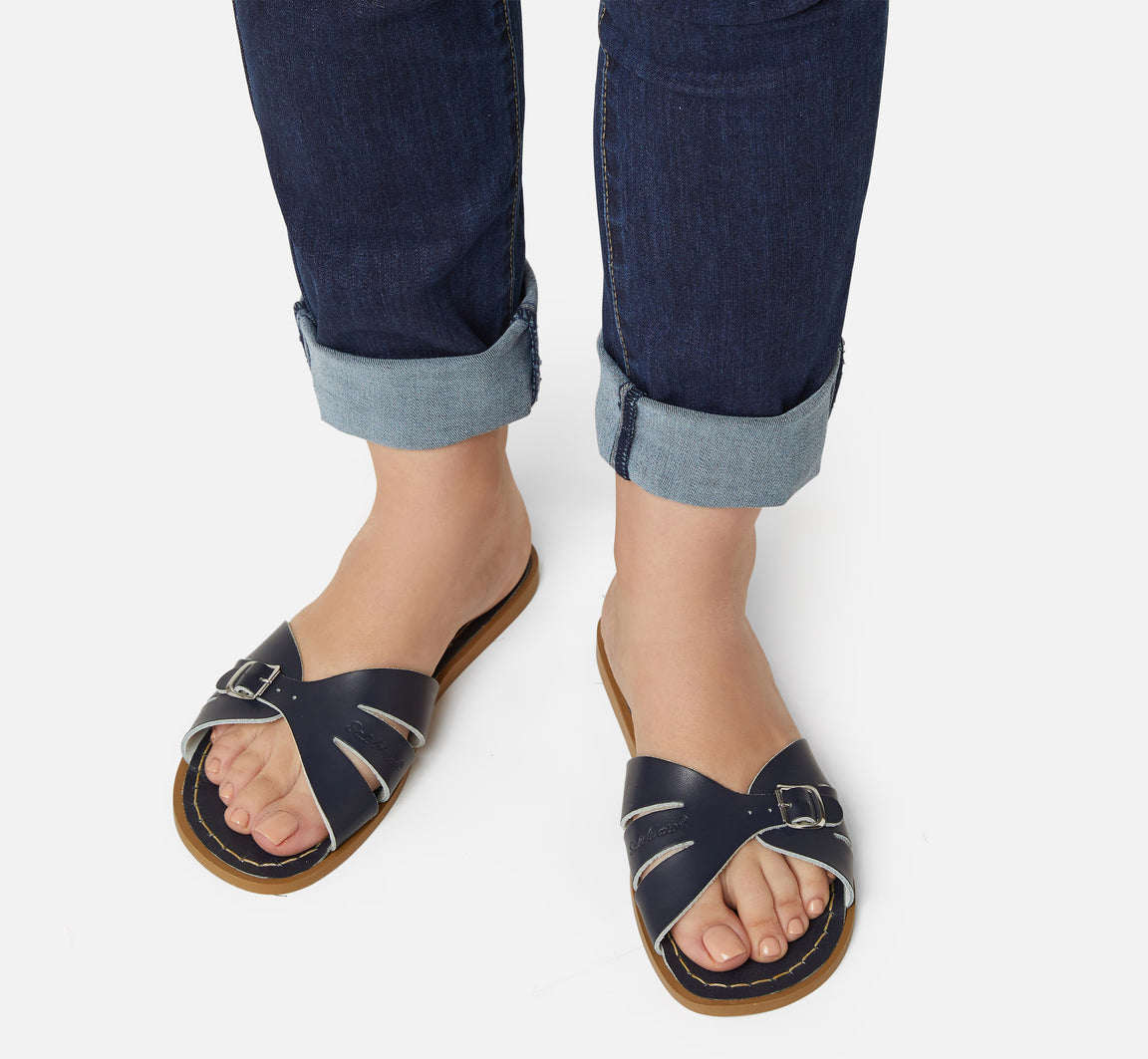 Salt-Water Sandals Sandale Classic Slide – Navy Aufgeweckt