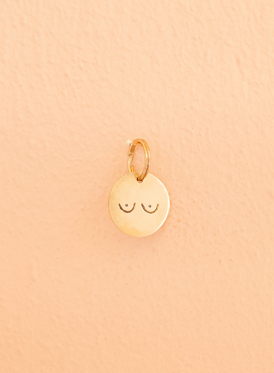 YOOMEE Keytag Mini – Boobs (Gold) Aufgeweckt