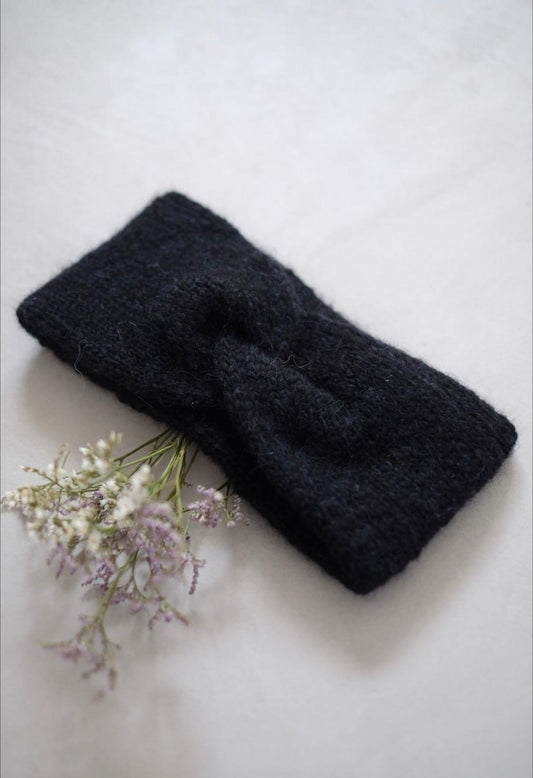 yep. I am handmade Stirnband – Schwarz Aufgeweckt