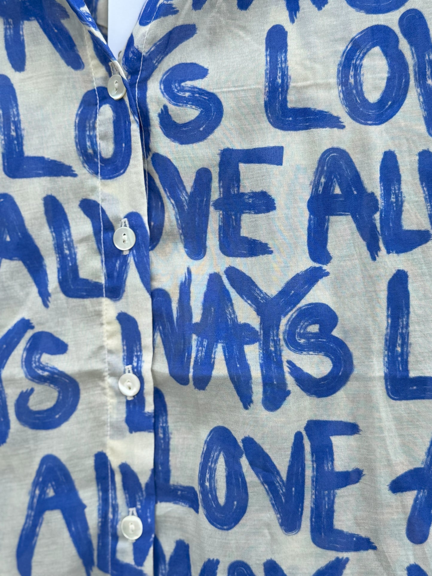 Chaaval Alma Bluse | Blau auf Creme | pre-order Mitte Mai Aufgeweckt