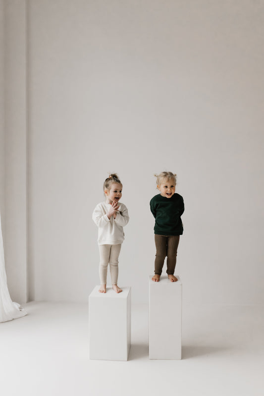 romi. Kids Sweater better together | forrest Aufgeweckt