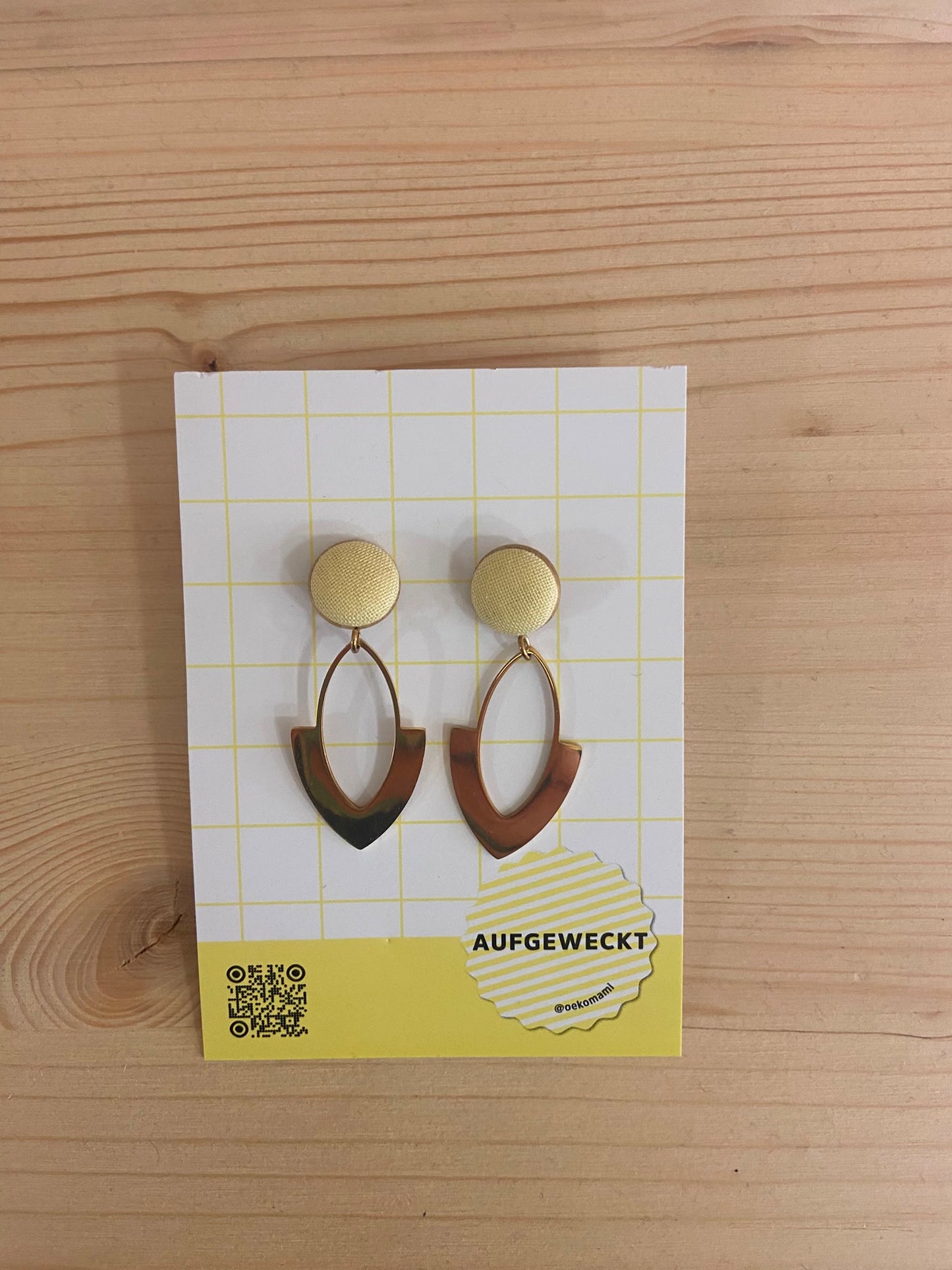 Ohrstecker mit Anhänger | Gold Gelb