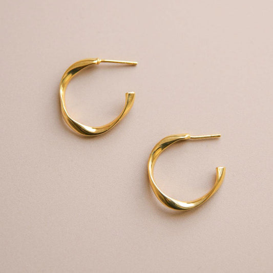 Claudia Nabholz Ohrringe Loop Aufgeweckt