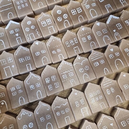 Seifenstück Winterseife „Lebkuchenhaus“ Aufgeweckt