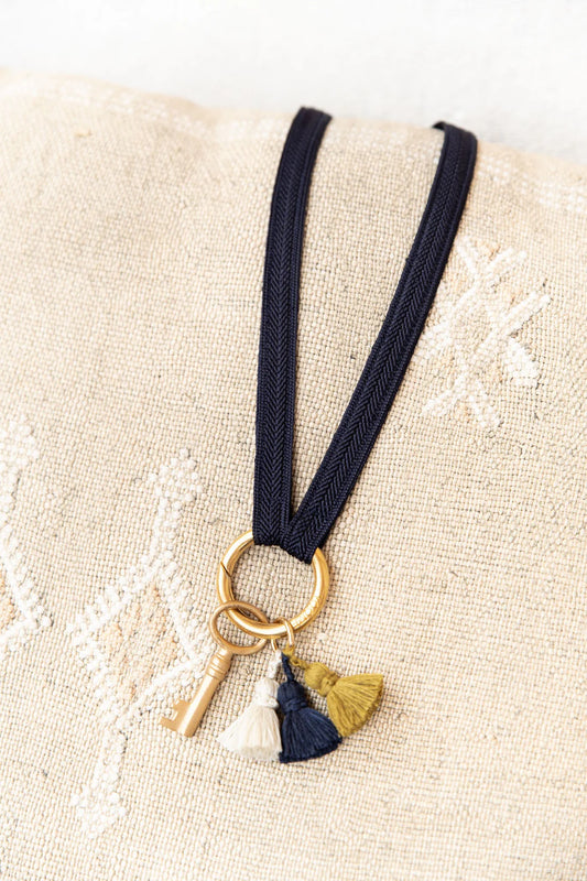 YOOMEE ZAHRA Schlüsselband – Marine Aufgeweckt