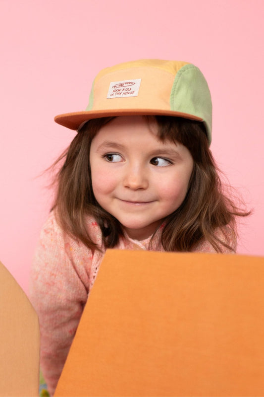 New Kids in the House Calvin Cap – Caramel Sky Aufgeweckt