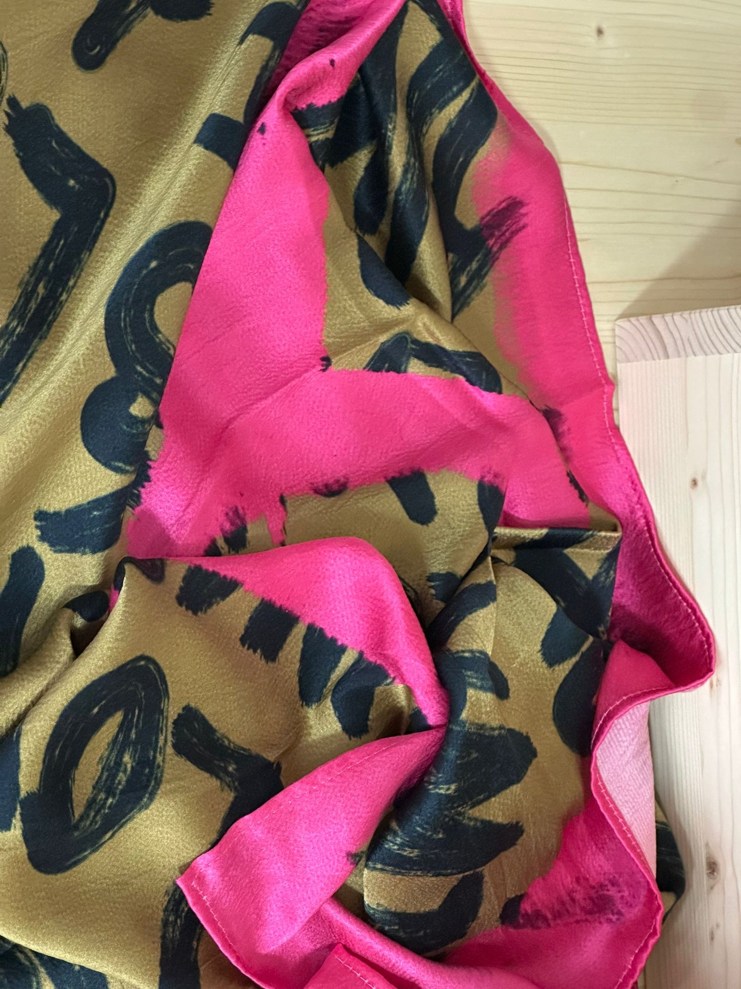 Chaaval Love Always | Olive Pink | Tuch Aufgeweckt