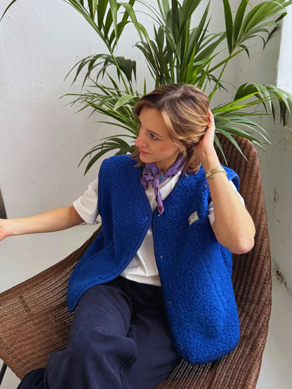 Happy Mess Merino Weste | Cobalt Aufgeweckt