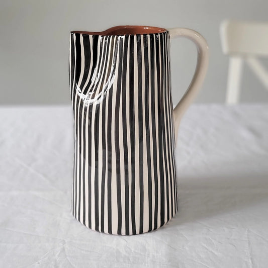 Alma Barru Maxi-Krug 1.5 l | Gestreift | Schwarz Aufgeweckt
