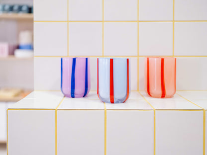 MÆGEN Kerze | Atina – Schwarze Johannisbeere und Oudh Aufgeweckt