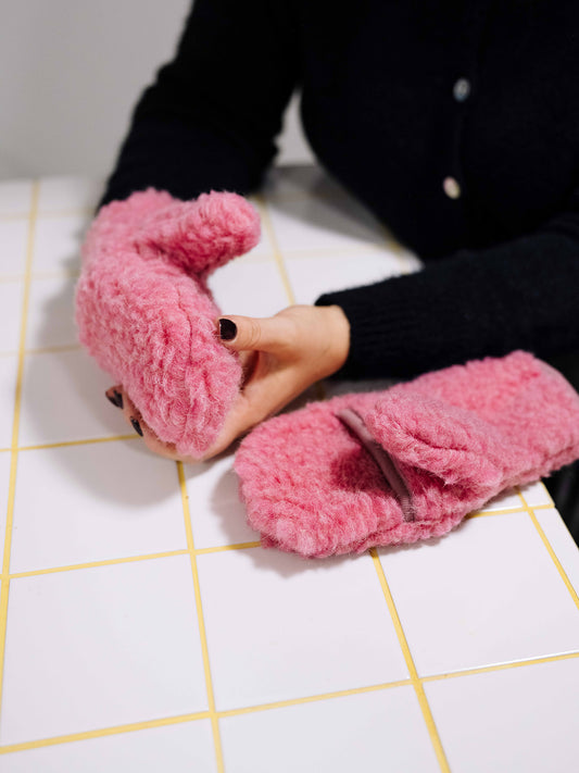 Happymess Merino Fäustlinge | Dusty Pink Aufgeweckt