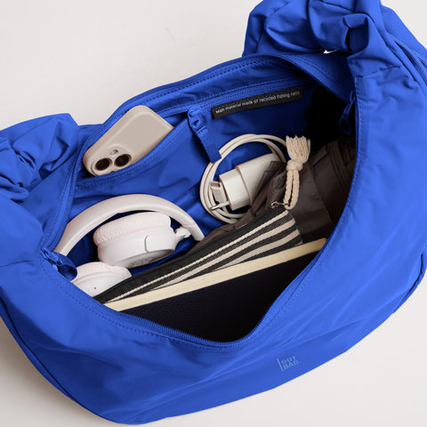 GOT BAG Moon Bag Ruffle | Cobalt Monochrome Aufgeweckt