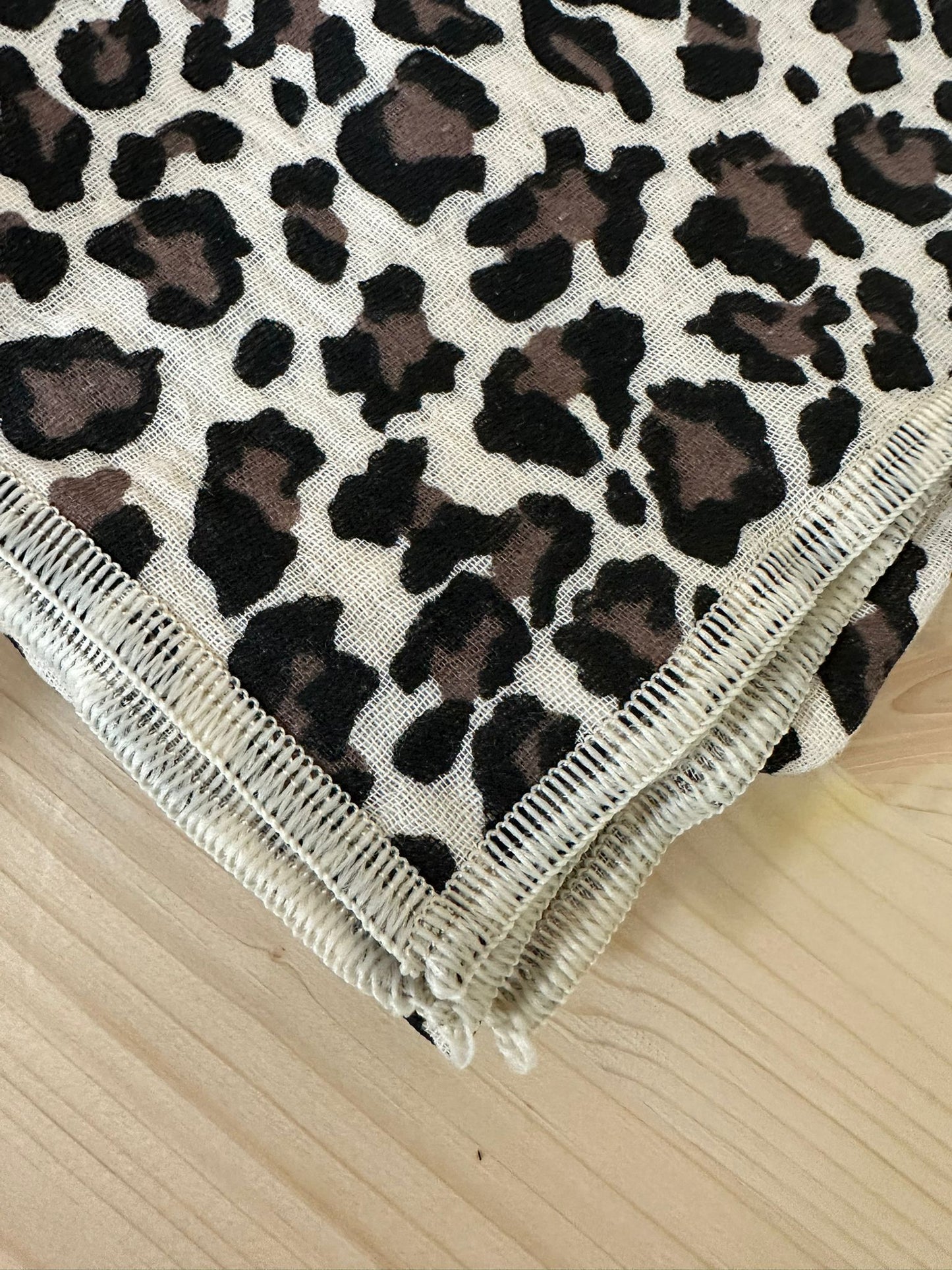 Heldentat Musselinschal | Leo Aufgeweckt