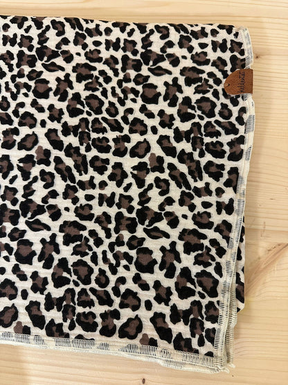 Heldentat Musselinschal | Leo Aufgeweckt