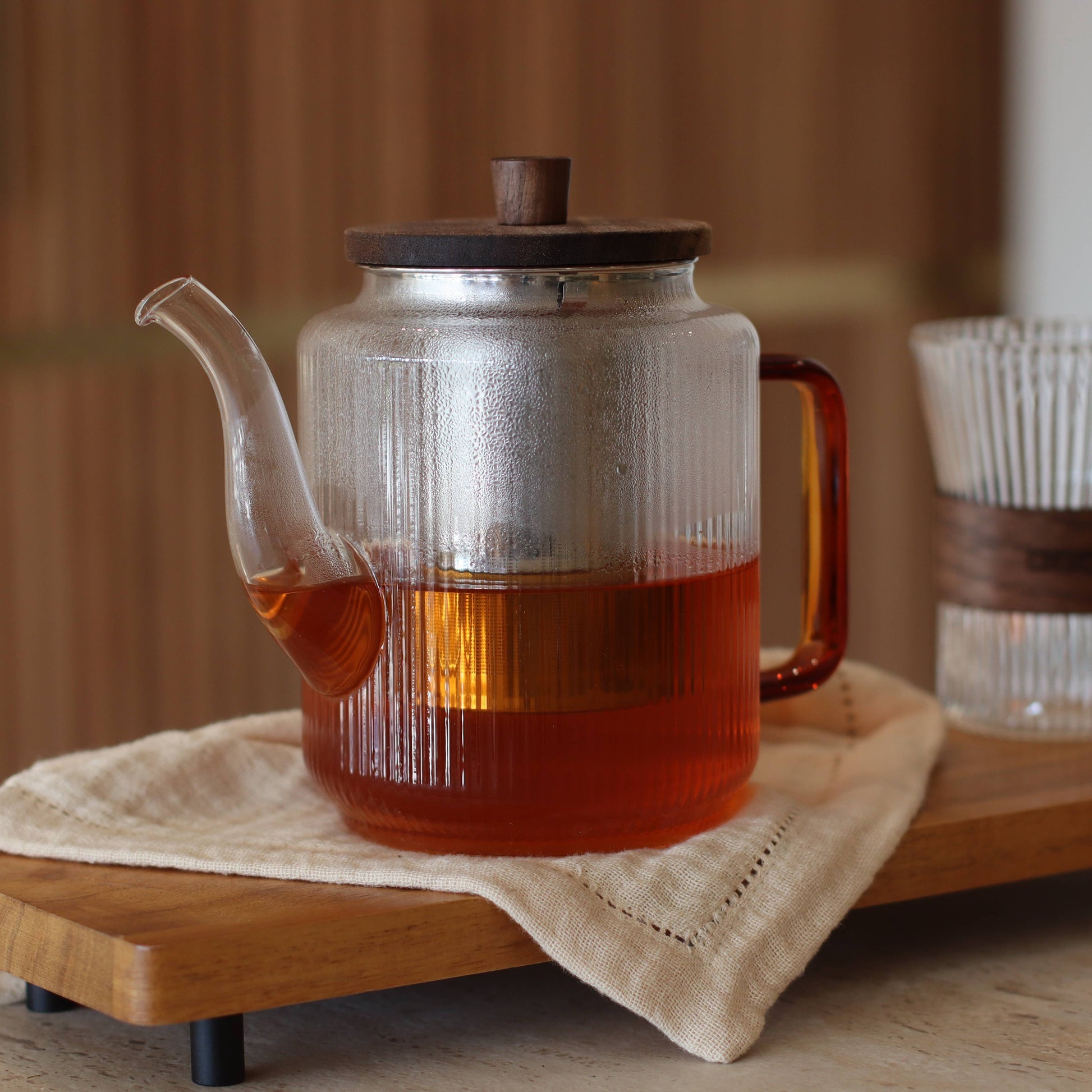 OGO Living Teekanne Karl | 1.2 L Aufgeweckt