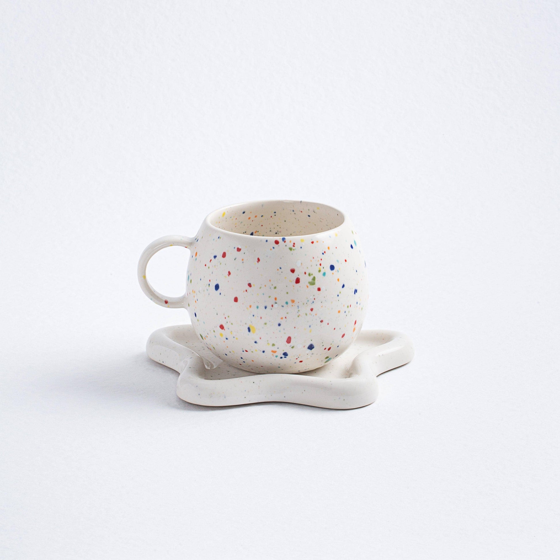 Egg Back Home Party Ball Tasse 500 ml | weiss Aufgeweckt