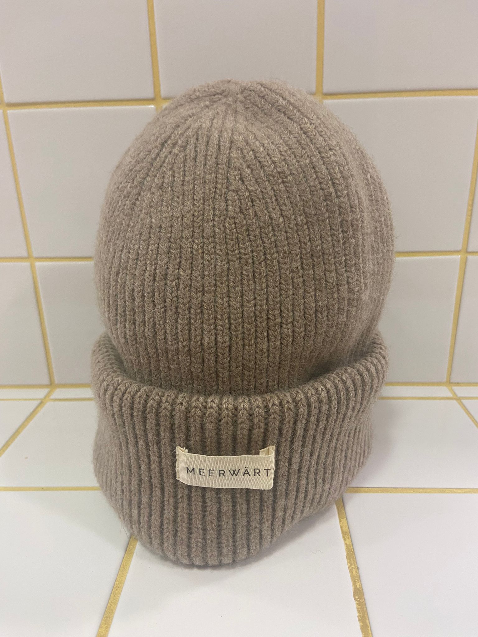 Meerwärts Mütze aus 100% Merinowolle – Beige Aufgeweckt