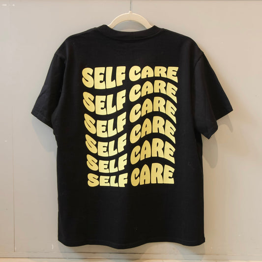 Bazaar Noir T‑Shirt | Self Care Schwarz Aufgeweckt