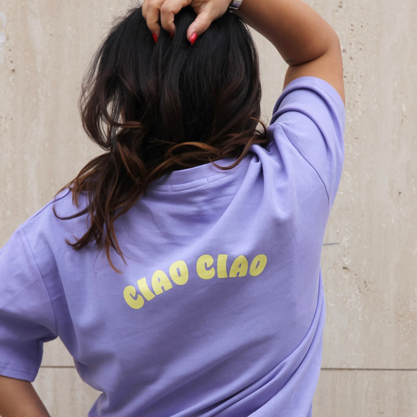 Bazaar Noir T‑Shirt | Ciao Ciao Flieder Aufgeweckt