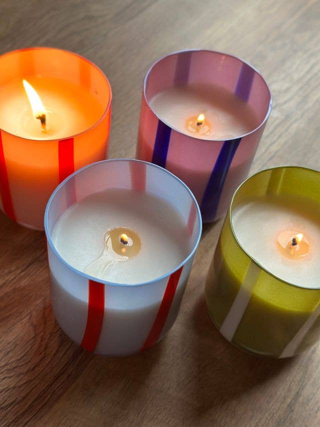 MÆGEN Kerze | Atina – Schwarze Johannisbeere und Oudh Aufgeweckt