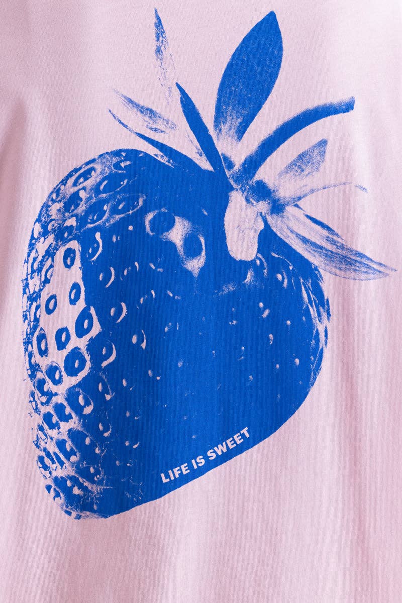 Hey Honey Oversized T-Shirt | Strawberry Aufgeweckt