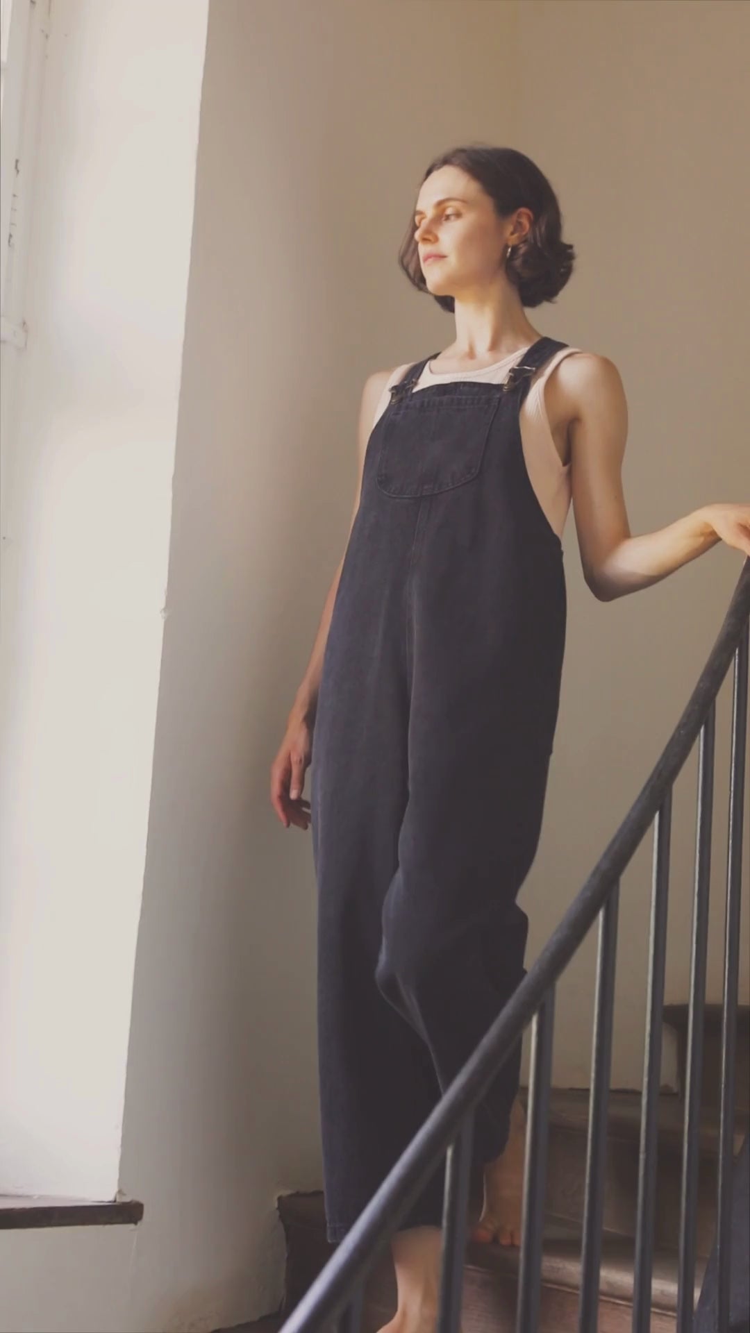 Poudre Organic Latzhose | Denim Noir | pre-order Mitte Juni Aufgeweckt