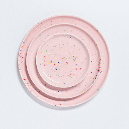 Egg Back Home Brotteller 17cm Rosa Aufgeweckt