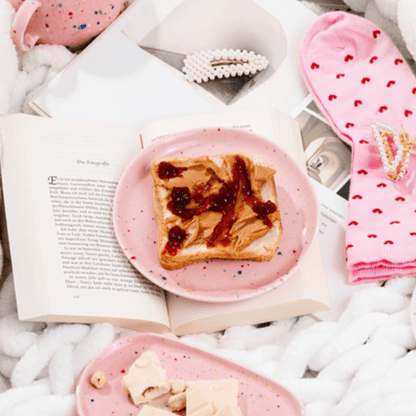 Egg Back Home Brotteller 17cm Rosa Aufgeweckt