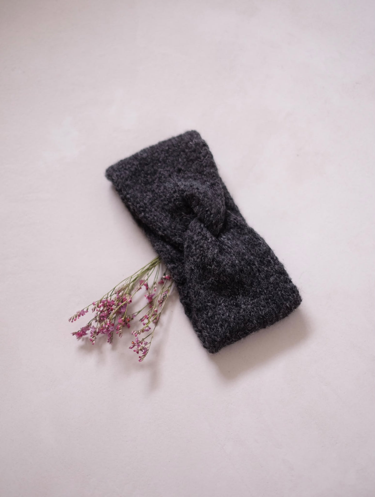 yep. I am handmade Stirnband – Anthrazit Aufgeweckt