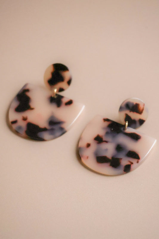 Claudia Nabholz Ohrstecker Leopard Aufgeweckt