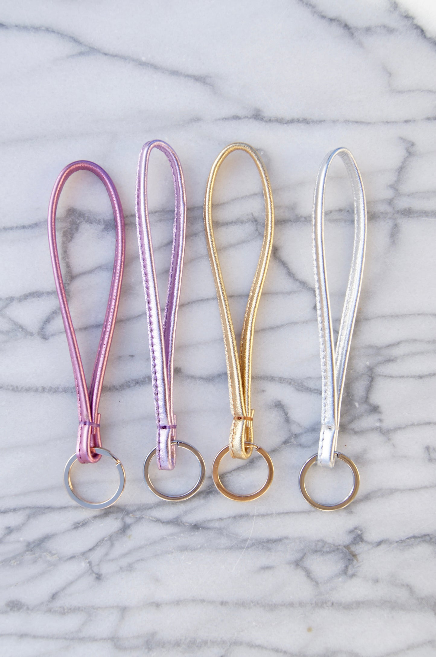 Petit Mai Schlüsselband Kurz Aufgeweckt