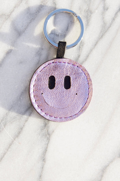 Petit Mai Smiley Schlüsselanhänger Aufgeweckt