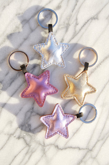 Petit Mai Stern Schlüsselanhänger Aufgeweckt