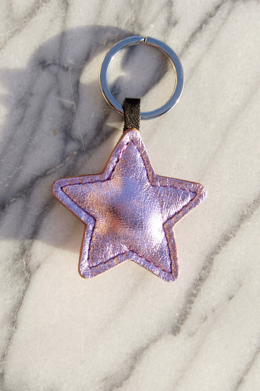 Petit Mai Stern Schlüsselanhänger Aufgeweckt