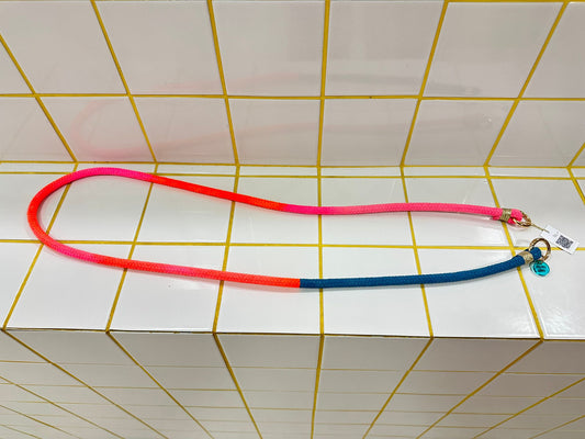 Cherry Stone Handykette | Stahlblau / Neon Orange / Neon Pink / Pink Aufgeweckt