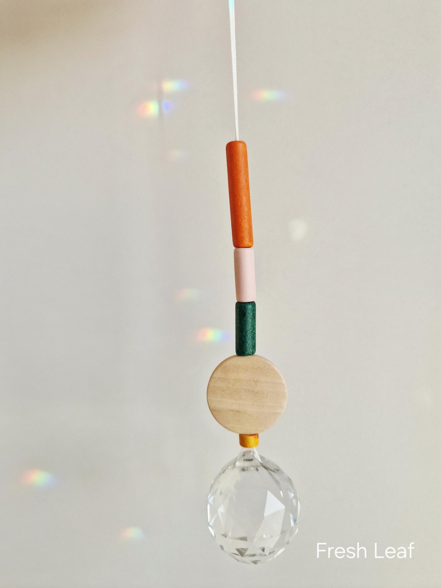 Orvokki Suncatcher | verschiedene Farben Aufgeweckt