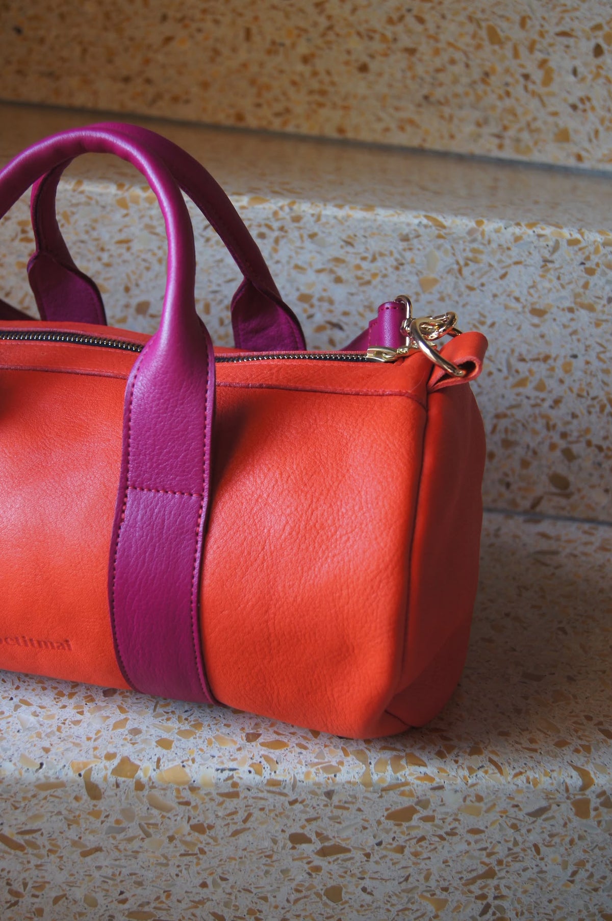 Petit Mai Duffel Bag | orange / pink Aufgeweckt