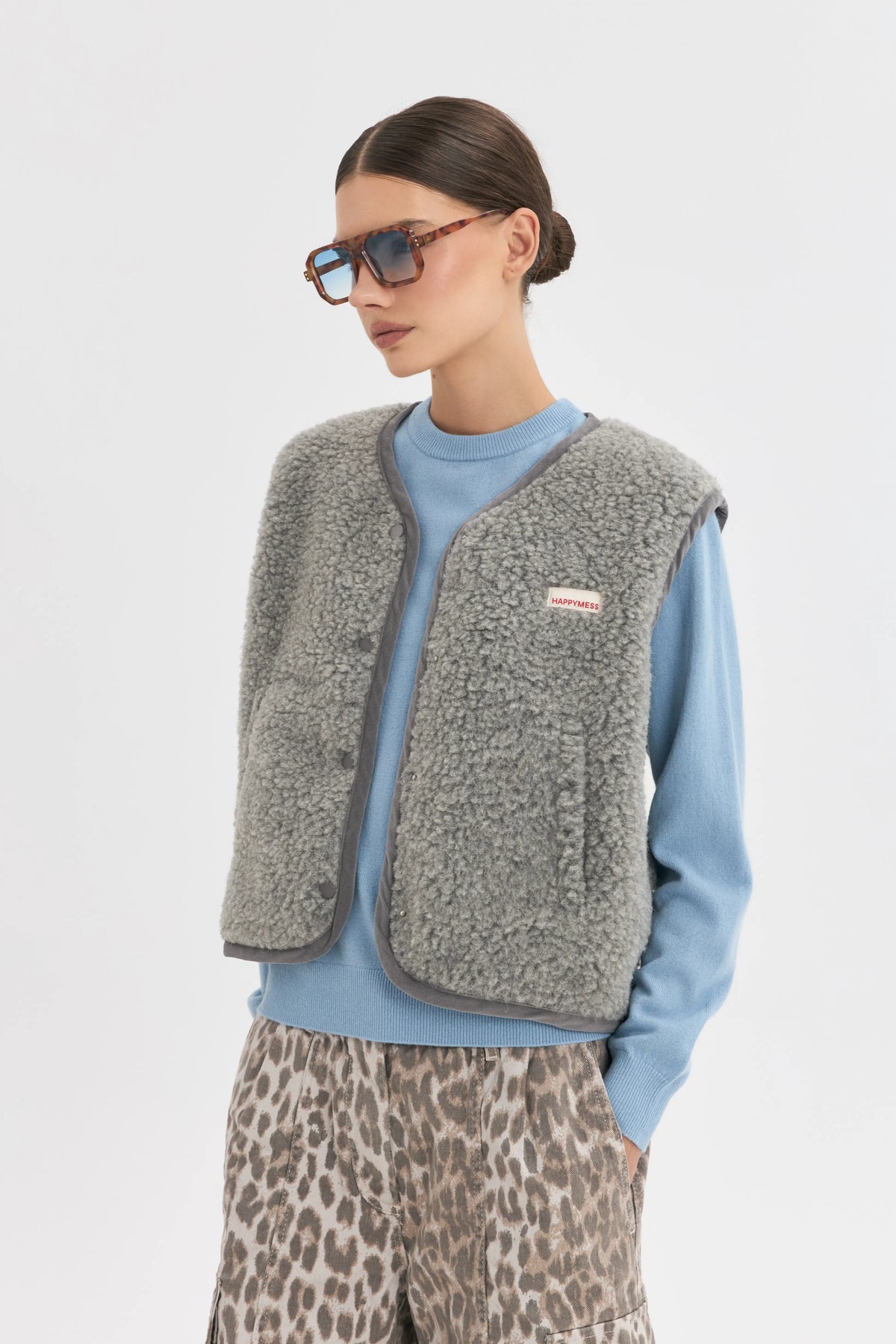 Happymess Merino Weste | Stone Grey Aufgeweckt