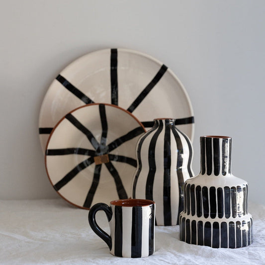 Alma Barru Stripe Mug | Schwarz Aufgeweckt