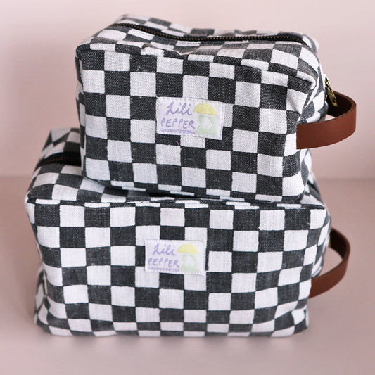 Blockprint Necessaire Check Black Offwhite Big