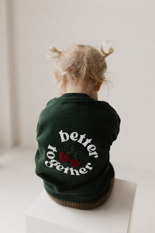 romi. Kids Sweater better together | forrest Aufgeweckt