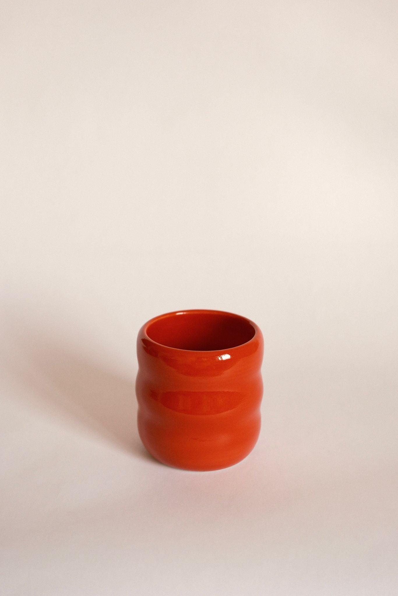 CB Ceramics Wave Becher | Handgefertigt Aufgeweckt